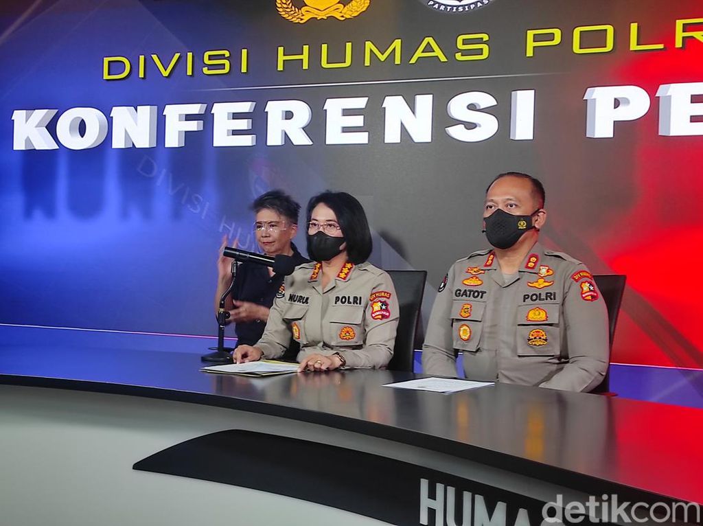 Ipda Arsyad Disanksi Demosi 3 Tahun gegara Tak Profesional di Kasus Sambo Ipda Arsyad Disanksi Demosi 3 Tahun gegara Tak Profesional di Kasus Sambo