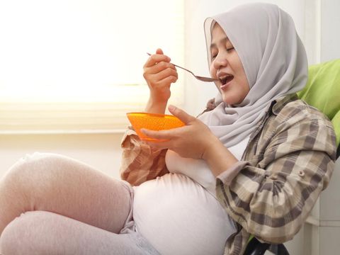 Makanan penambah darah ibu hamil agar tak kekurangan zat besi.