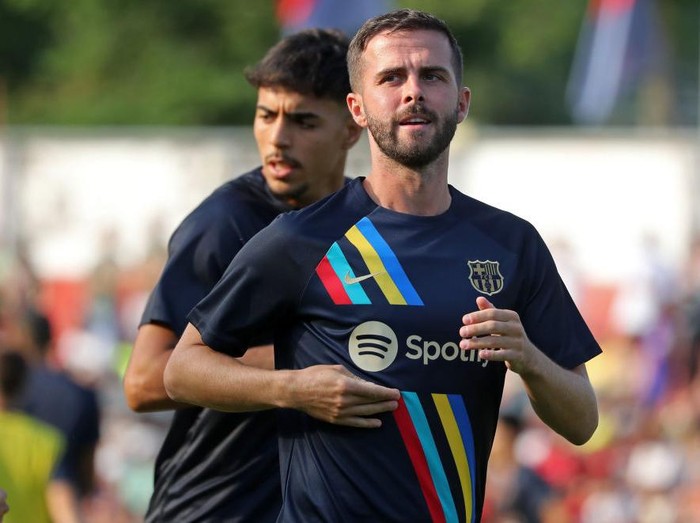 Miralem Pjanic during the friendly match between UE Olot and FC Barcelona, played at the Olot Municipal Stadium, in Olot (Girona), on 13th July 2022. 
 -- (Photo by Urbanandsport/NurPhoto via Getty Images)