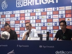 Aji Santoso Puji 3 Pemain Asing Persebaya Usai Kalahkan Persita