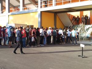 Panpel PSM Buatkan Jalur Khusus Wanita di Pintu Masuk Stadion BJ Habibie