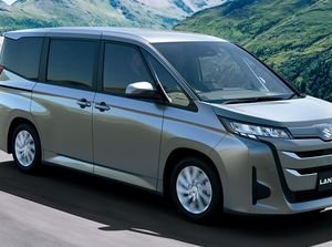 Potret Suzuki Landy, MPV Baru Bertampang Toyota Noah Seharga Rp 300 Jutaan Potret Suzuki Landy, MPV Baru Bertampang Toyota Noah Seharga Rp 300 Jutaan