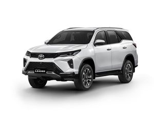 Begini Tampang Fortuner Leader, Mirip Legender tapi Lebih Murah Begini Tampang Fortuner Leader, Mirip Legender tapi Lebih Murah