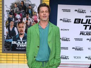 Brad Pitt dan Ines de Ramon Dikabarkan Sudah Tinggal Bersama Brad Pitt dan Ines de Ramon Dikabarkan Sudah Tinggal Bersama