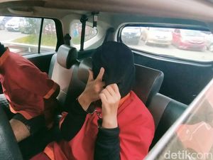 Terlilit Utang, Bidan di Bandar Lampung Nekat Gelapkan 8 Mobil Rental Terlilit Utang, Bidan di Bandar Lampung Nekat Gelapkan 8 Mobil Rental
