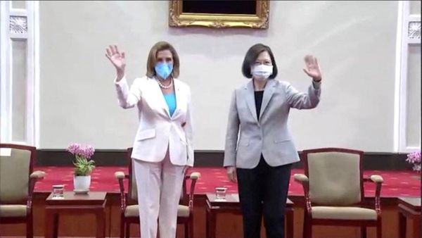 Momen Nancy Pelosi Kunjungi Taiwan yang Bikin China Marah