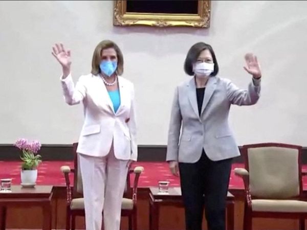 Momen Nancy Pelosi Kunjungi Taiwan yang Bikin China Marah