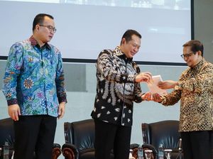 Bamsoet Puji Buku Baru Karya Prof Didin soal Model Negara Kesejahteraan