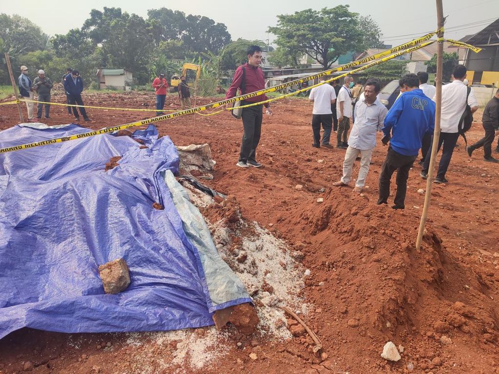 Penjelasan Polisi soal Hentikan Kasus Kuburan Bansos di Depok