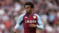 Pada akhirnya Chelsea berhasil memperkecil ketinggalan dari Barca dalam berebut pemain incaran. Carney Chukwuemeka, gelandang 18 tahun, didapat dengan mengalahkan Barca yang juga sudah PDKT. Chelsea 1, Barca 2. Foto: Getty Images/Marc Atkins