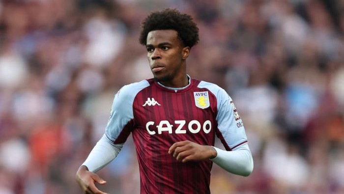 BIRMINGHAM, ENGLAND - MAY 19: Carney Chukwuemeka of Aston Villa during the Premier League match between Aston Villa  and  Burnley at Villa Park on May 19, 2022 in Birmingham, England. (Photo by Marc Atkins/Getty Images)