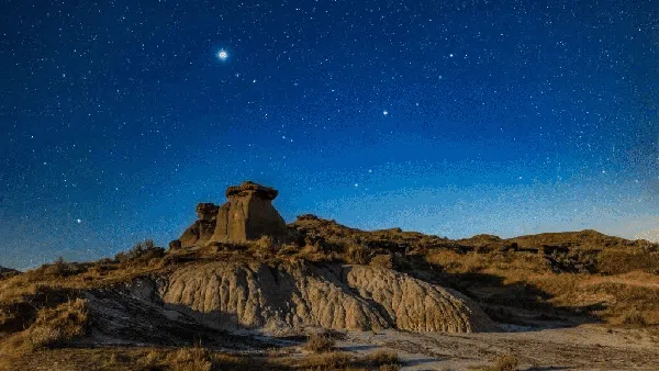 Keren! Ini Momen saat Planet Jupiter hingga Venus Tampil Bersama