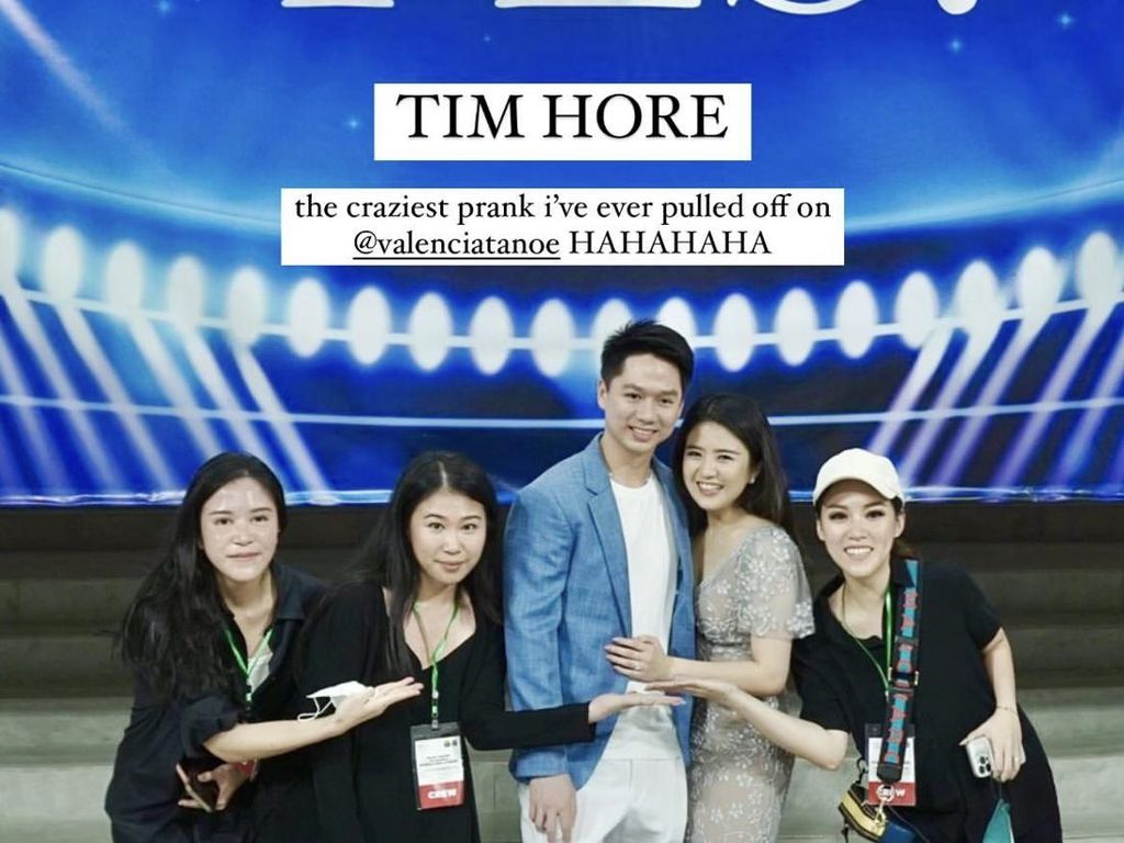 8 Foto Lamaran Romantis Kevin Sanjaya & Valencia Tanoesoedibjo di Hari Ultah 8 Foto Lamaran Romantis Kevin Sanjaya & Valencia Tanoesoedibjo di Hari Ultah