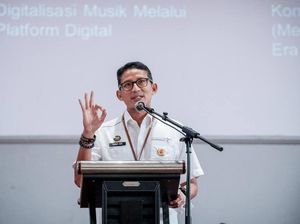 Sandi: Tarif Masuk Pulau Komodo Rp 3,75 Juta Ditunda atas Arahan Jokowi Sandi: Tarif Masuk Pulau Komodo Rp 3,75 Juta Ditunda atas Arahan Jokowi