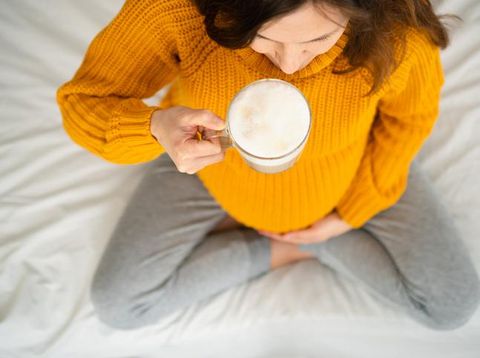 Bolehkah Ibu Hamil Minum Kopi? Ini 5 Aturan yang Harus Diperhatikan