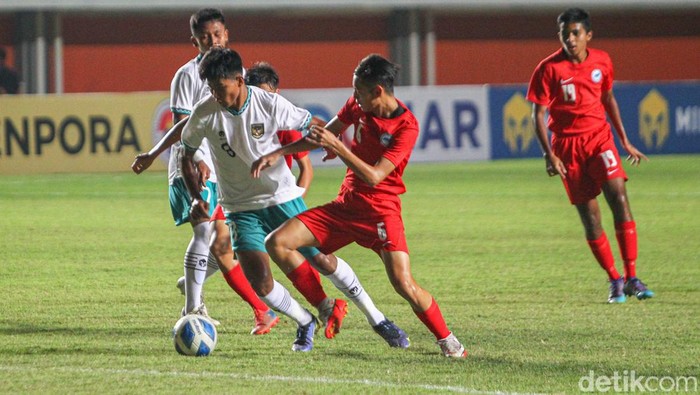 Momen Indonesia bantai Singapura 9-0 di Piala AFF U-16 di Stadion Maguwoharjo, Sleman, Rabu (3/8/2022).