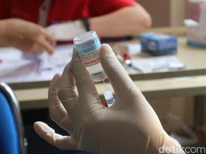 Vaksin COVID-19 Bakal Berbayar, Bio Farma Bersiap Jual di Apotek Vaksin COVID-19 Bakal Berbayar, Bio Farma Bersiap Jual di Apotek
