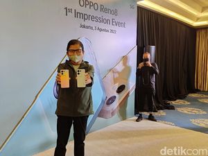 Menggenggam Oppo Reno8 Series yang Mirip Tapi Beda Menggenggam Oppo Reno8 Series yang Mirip Tapi Beda