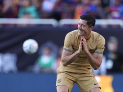 Balik ke Markas Bayern, Lewandowski Diteriaki Hala Madrid