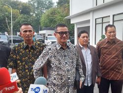 Ayah Brigadir J Temui Menko Polhukam Mahfud MD