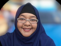 Savitri Melawan Bank Emok Lewat TBM