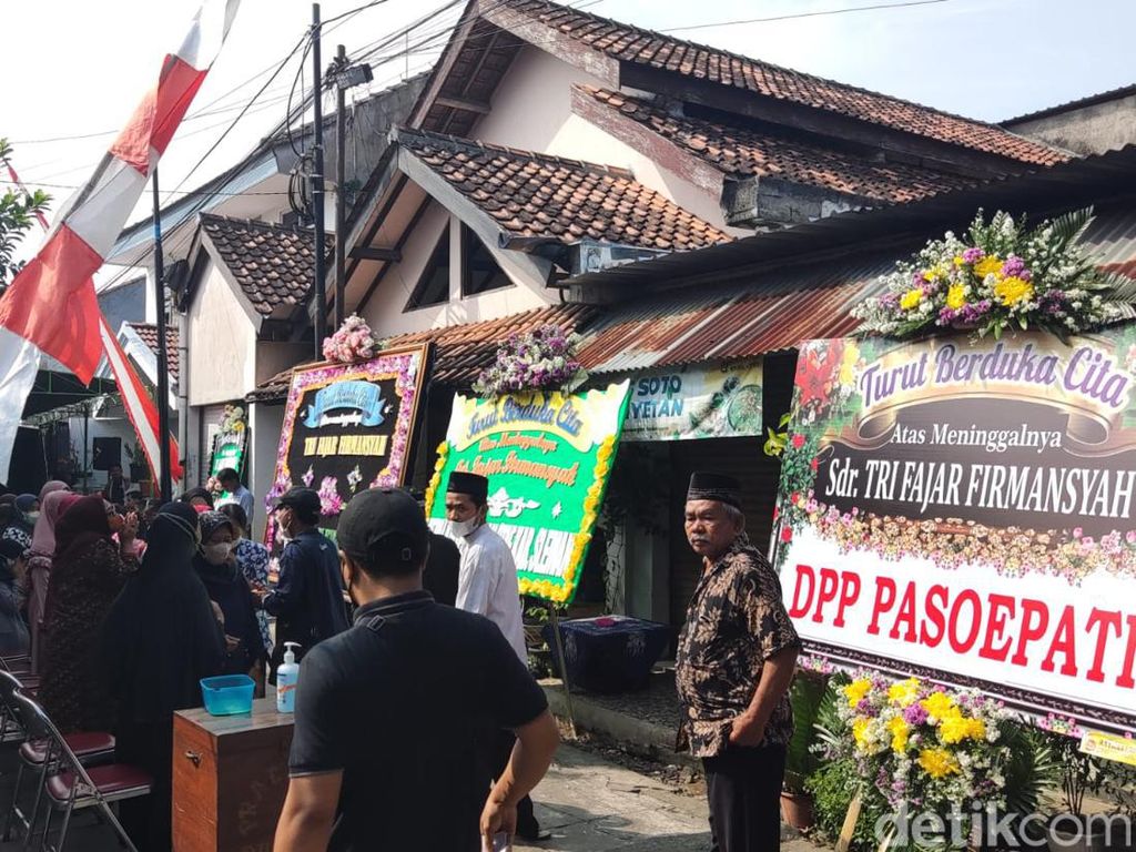 Pasoepati Berduka Tri Fajar Meninggal: Tak Ada Dukungan Seharga Nyawa Pasoepati Berduka Tri Fajar Meninggal: Tak Ada Dukungan Seharga Nyawa