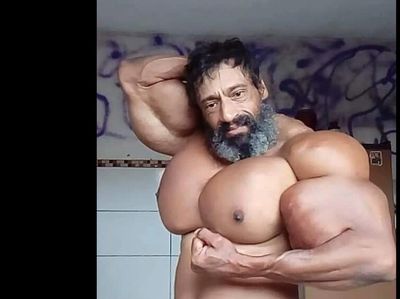 Potret Binaragawan yang Terobsesi Mirip Hulk, Akhir Hidupnya Mengenaskan