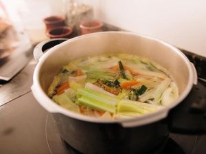Dampak Memanaskan Makanan Secara Berulang Dampak Memanaskan Makanan Secara Berulang