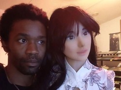 Cerita Pria Pacaran dengan Boneka Seks, Rela Tak Punya Teman di Dunia Nyata