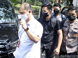 Narasi Bharada E Jago Nembak Mulai Terkikis