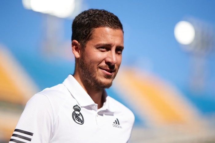 Eden Hazard CADIZ, SPAIN - MAY 15: Eden Hazard of Real Madrid looks on during the LaLiga Santander match between Cadiz CF and Real Madrid CF at Estadio Nuevo Mirandilla on May 15, 2022 in Cadiz, Spain. (Photo by Fran Santiago/Getty Images)