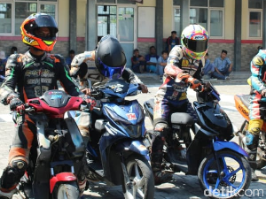 Ekskul Road Race di SMK Korpri Majalengka Kebanjiran Peminat! Ekskul Road Race di SMK Korpri Majalengka Kebanjiran Peminat!