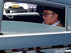 Ridwan Kamil Minta Maaf Usai Sebut LRT Palembang Proyek Gagal Ridwan Kamil Minta Maaf Usai Sebut LRT Palembang Proyek Gagal