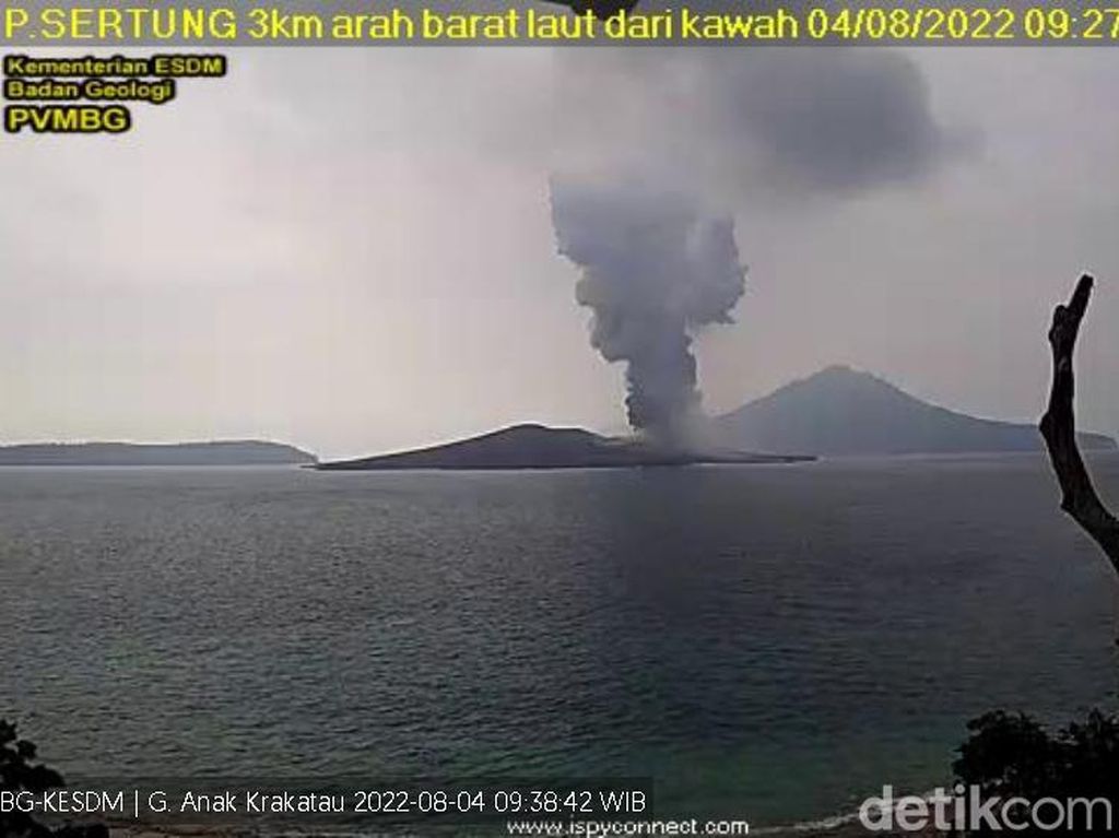 Gunung Anak Krakatau Erupsi, Tinggi Kolom Abu Capai 1,5 Km
