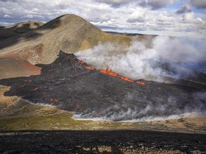 Gunung Berapi di Islandia Meletus