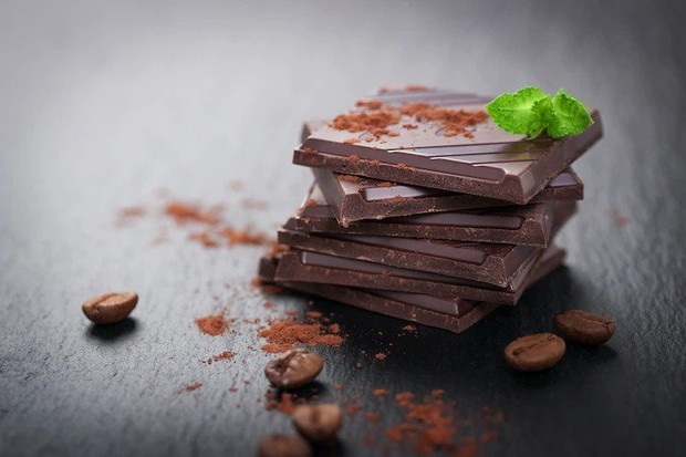 Ilustrasi cokelat hitam