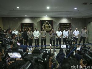 Prof Muradi Apresiasi Kapolri Copot 25 Anggota: Tegaskan Arahan Presiden Prof Muradi Apresiasi Kapolri Copot 25 Anggota: Tegaskan Arahan Presiden