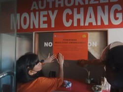 Tak Kantongi Izin, 11 Money Changer di Kuta Disegel
