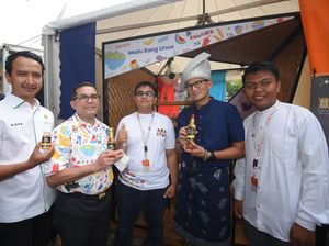 Sandiaga Fasilitasi Pengembangan UMKM Penjual Madu Bang Unoe di Aceh