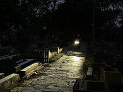 Jurit Malam: Menembus Jalan di Tengah Kuburan Kota Bandung