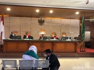 Dituntut 5 Tahun Penjara, Habib Bahar Bicara soal Keadilan Dituntut 5 Tahun Penjara, Habib Bahar Bicara soal Keadilan