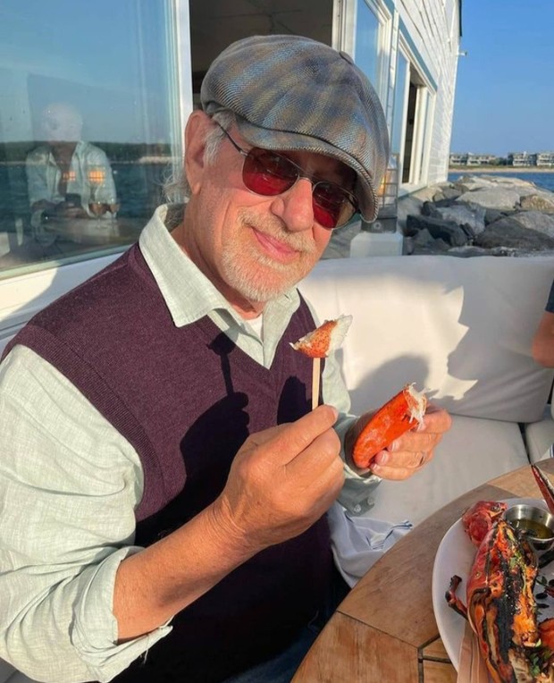 Daftar selebriti penghasil emisi karbon dioksida terbesar