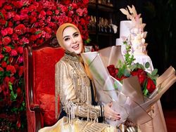Curhat Syahrini saat Awal Menikah dengan Reino Barack