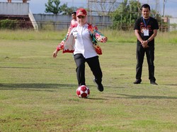 Buka Turnamen Sepak Bola, Bupati Tulang Bawang: Junjung Sportivitas