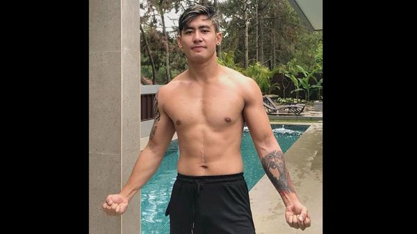 Ini Sosok Penjual Tahu Gejrot Atletis yang Punya Hobi Ngegym