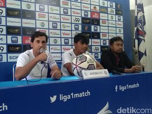 Arema FC Minim Gol, Pelatih Tetap Santuy Arema FC Minim Gol, Pelatih Tetap Santuy