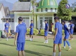 Video: Latihan Arema FC Jelang Lawan PSS Sleman
