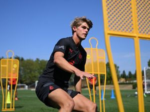 Havertz + Kaka = De Ketelaere, Setuju Gak?