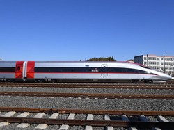 Kereta Cepat Jakarta-Surabaya Mau Dibangun, Modalnya dari Mana?