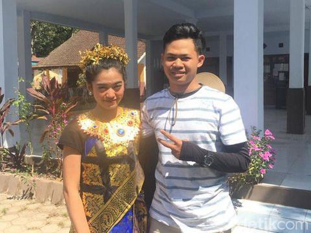 Viral Kisah Mahasiswi Cinlok Saat KKN Hingga Nikah dengan Anak Kepala Desa